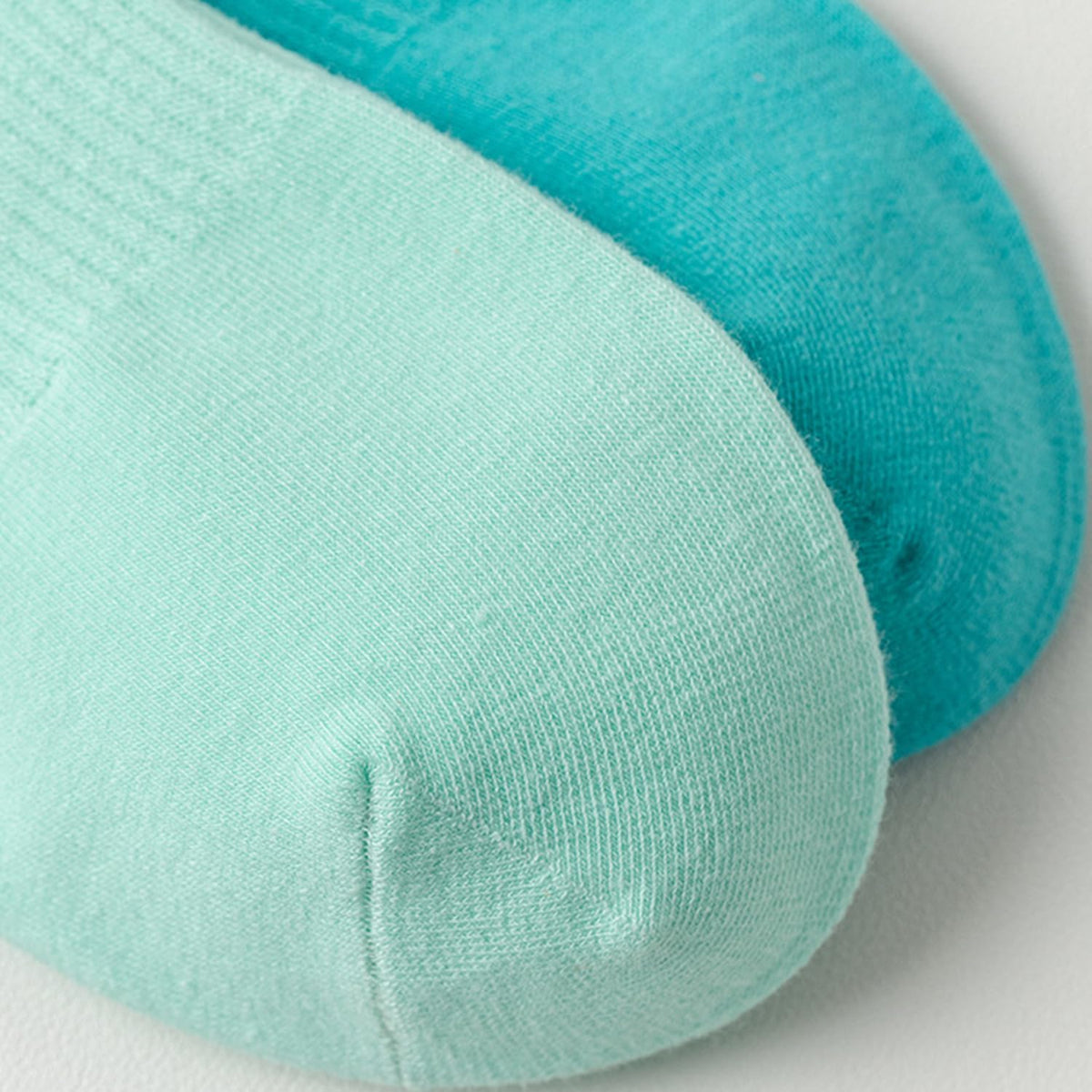 Unisex Socks, 4‑Pack Casual Socks, Assorted Random Solid Colors